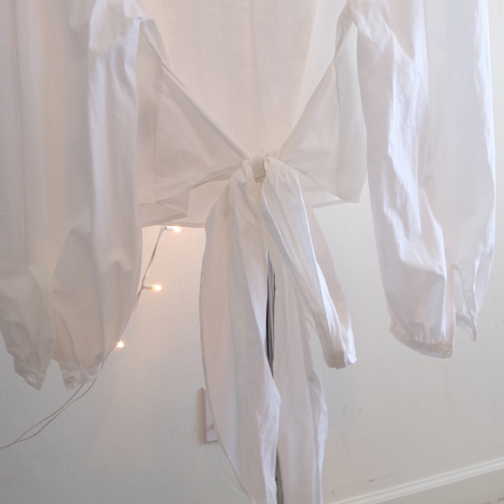H&M Blouse - Picture 2 of 7